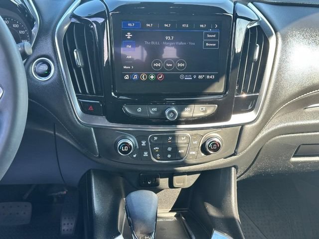 Used 2023 Chevrolet Traverse LT FWD image 14