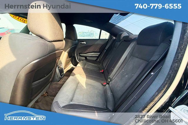 Used 2018 Dodge Charger R/T image 21