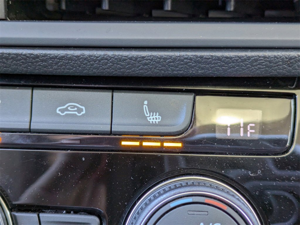 Used 2023 Volkswagen Jetta SE image 26