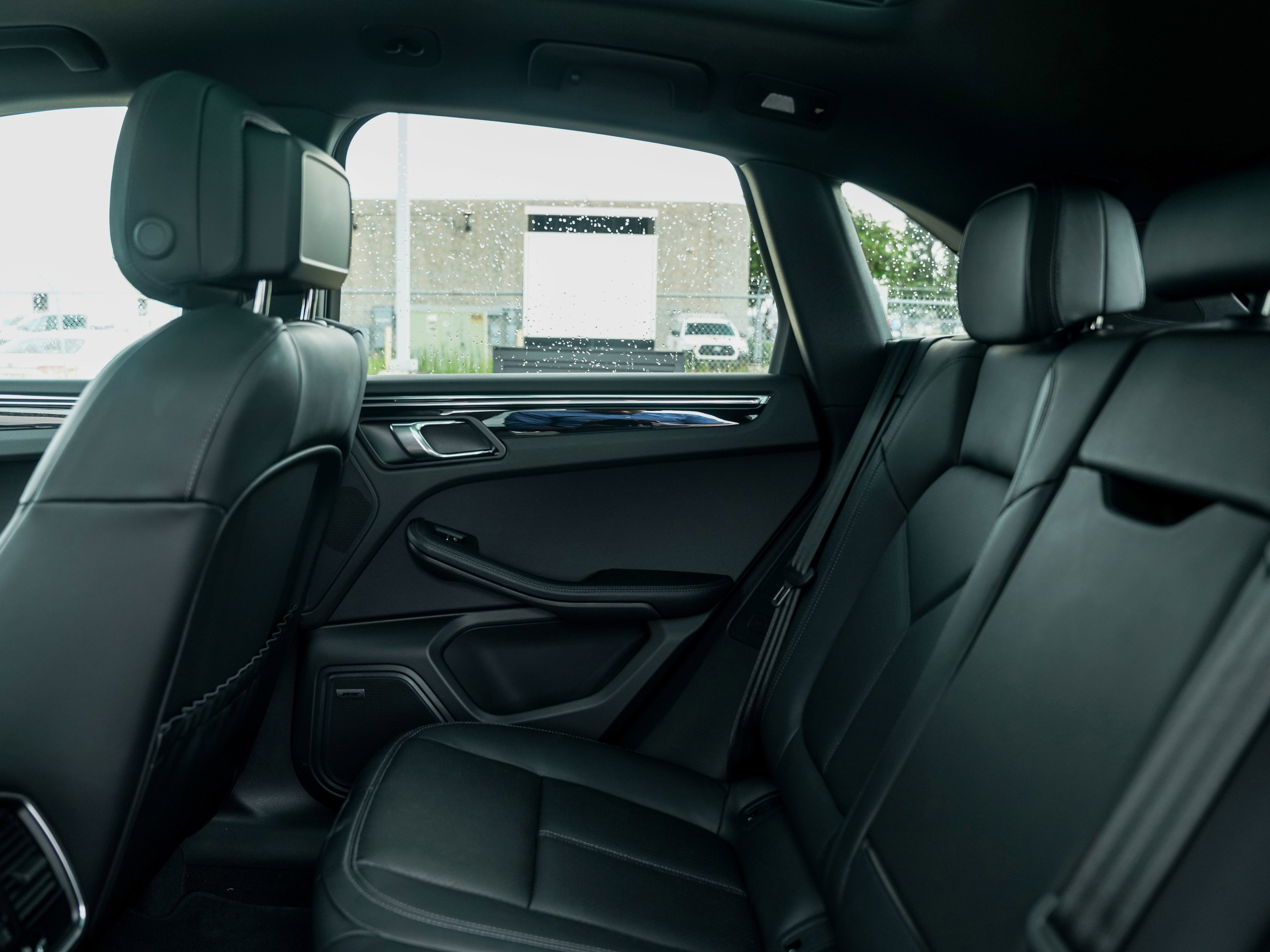 New 2025 Porsche Macan image 27