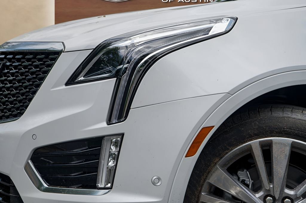 New 2026 Cadillac XT5 Premium Luxury w/ Driver Assist Package FWD image 3