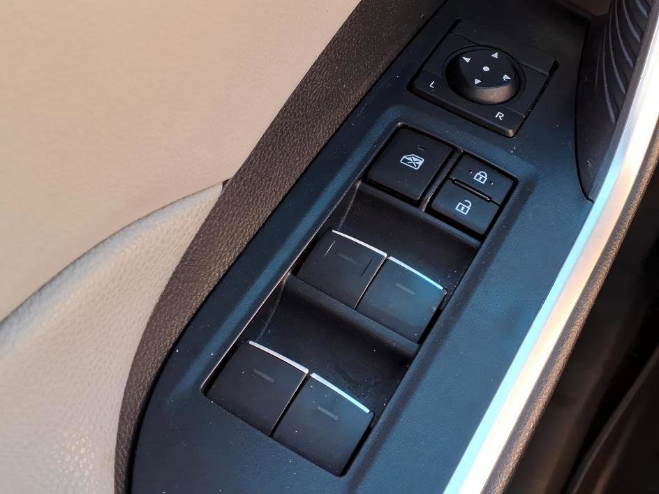 Certified 2024 Toyota RAV4 XLE FWD image 17