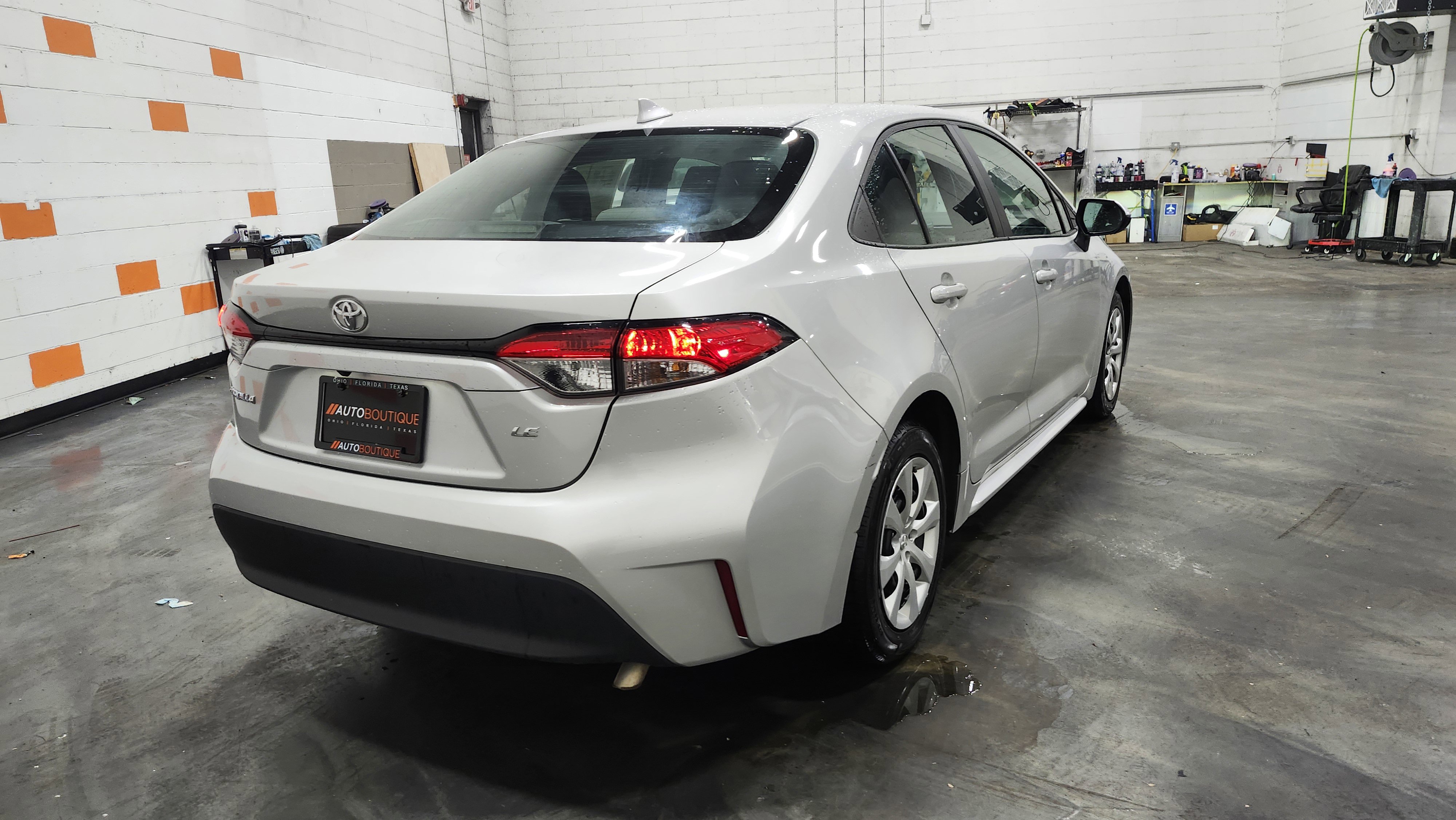 Used 2023 Toyota Corolla LE image 15