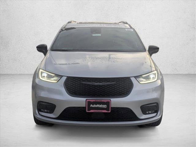 New 2026 Chrysler Pacifica Limited w/ S Appearance Package image 6