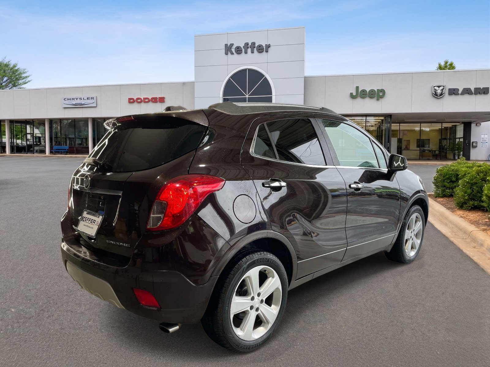 Used 2015 Buick Encore Convenience FWD image 6
