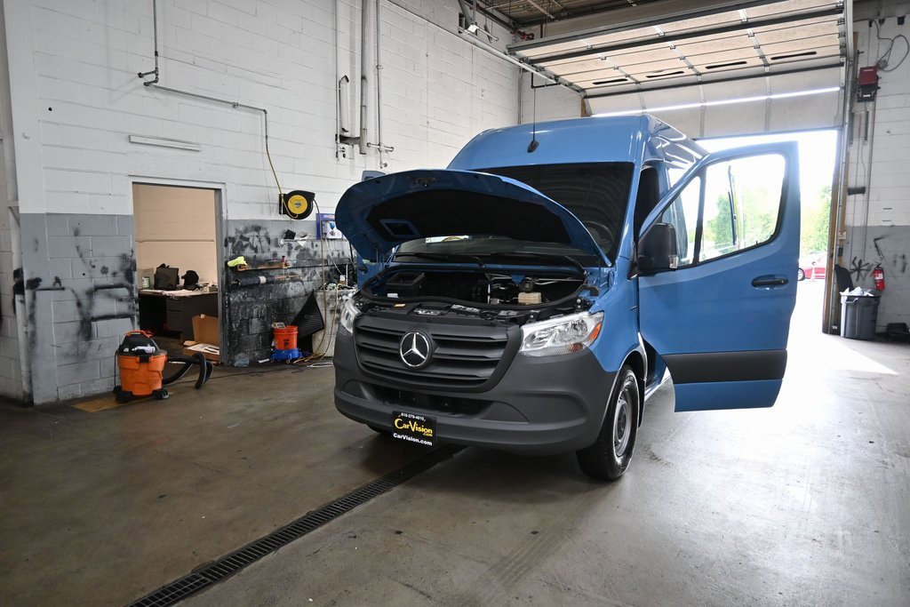 Used 2024 Mercedes-Benz eSprinter 170 Cargo image 44