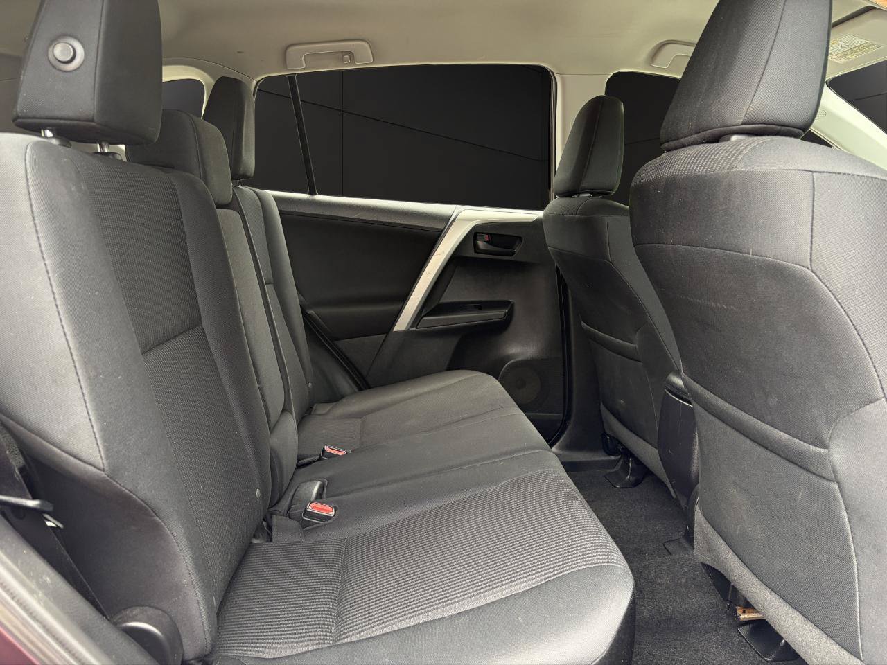 Used 2016 Toyota RAV4 LE AWD/4WD image 20