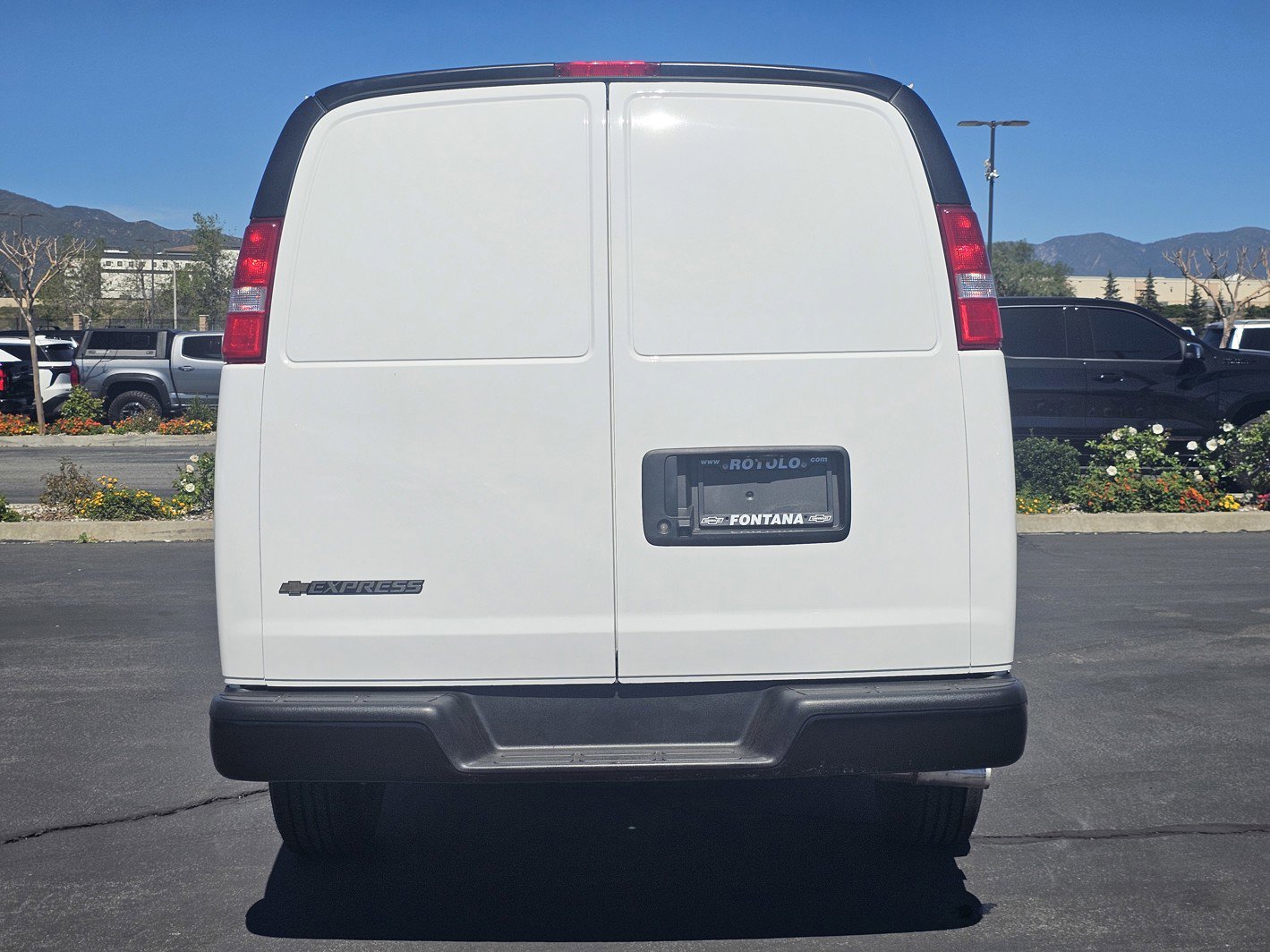 New 2024 Chevrolet Express 2500 w/ Driver Convenience Package RWD image 6