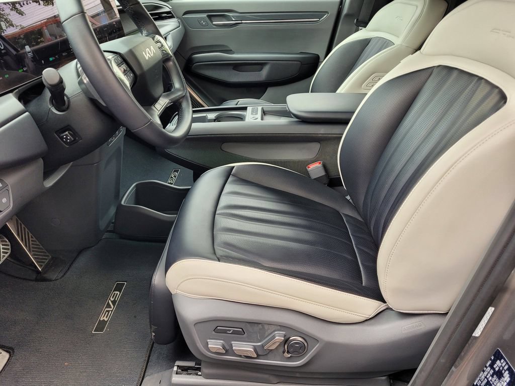 Used 2025 Kia EV9 GT-Line AWD/4WD image 18