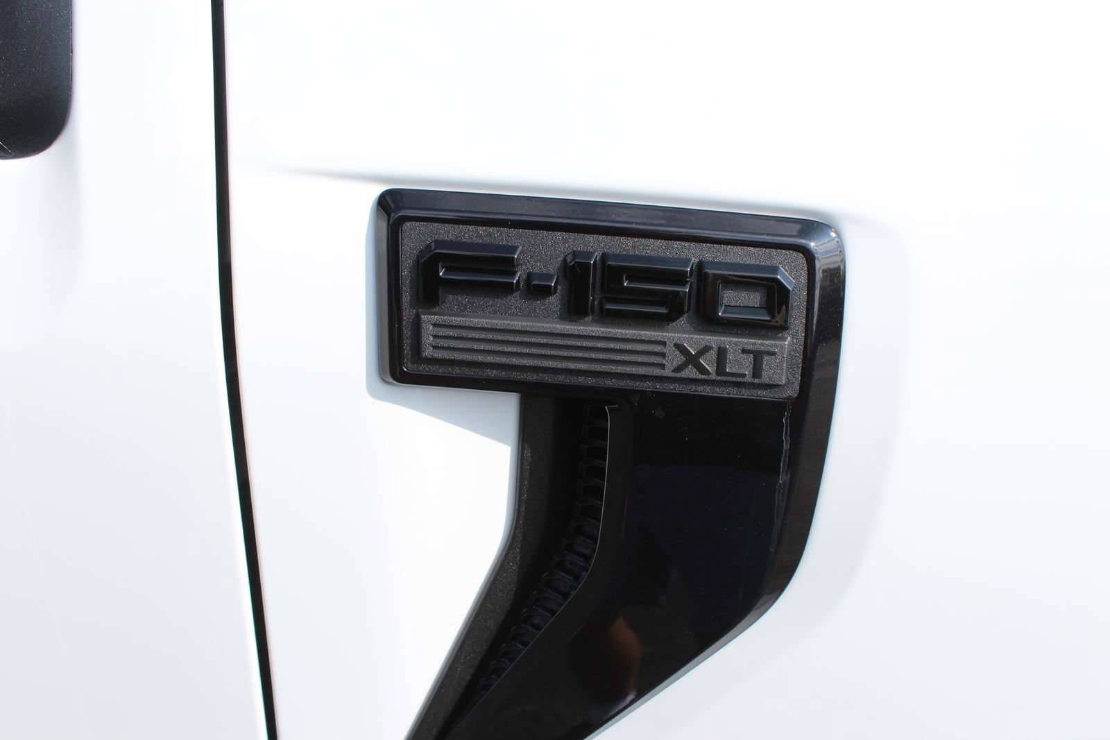 New 2025 Ford F150 XLT w/ Equipment Group 302A MID image 10