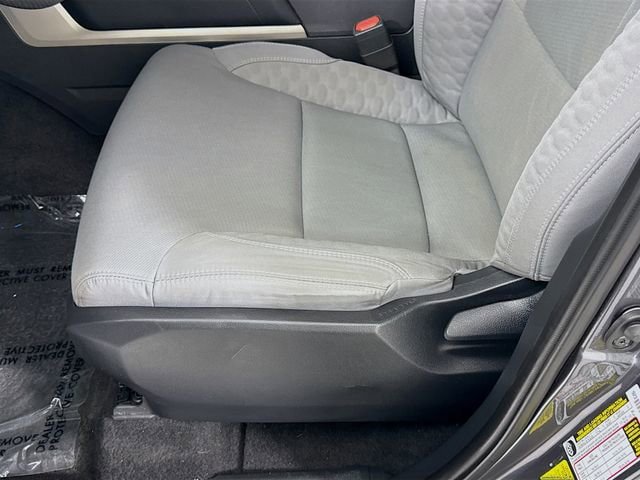 Used 2024 Toyota Tundra SR5 w/ SR5 Convenience Package AWD/4WD image 18