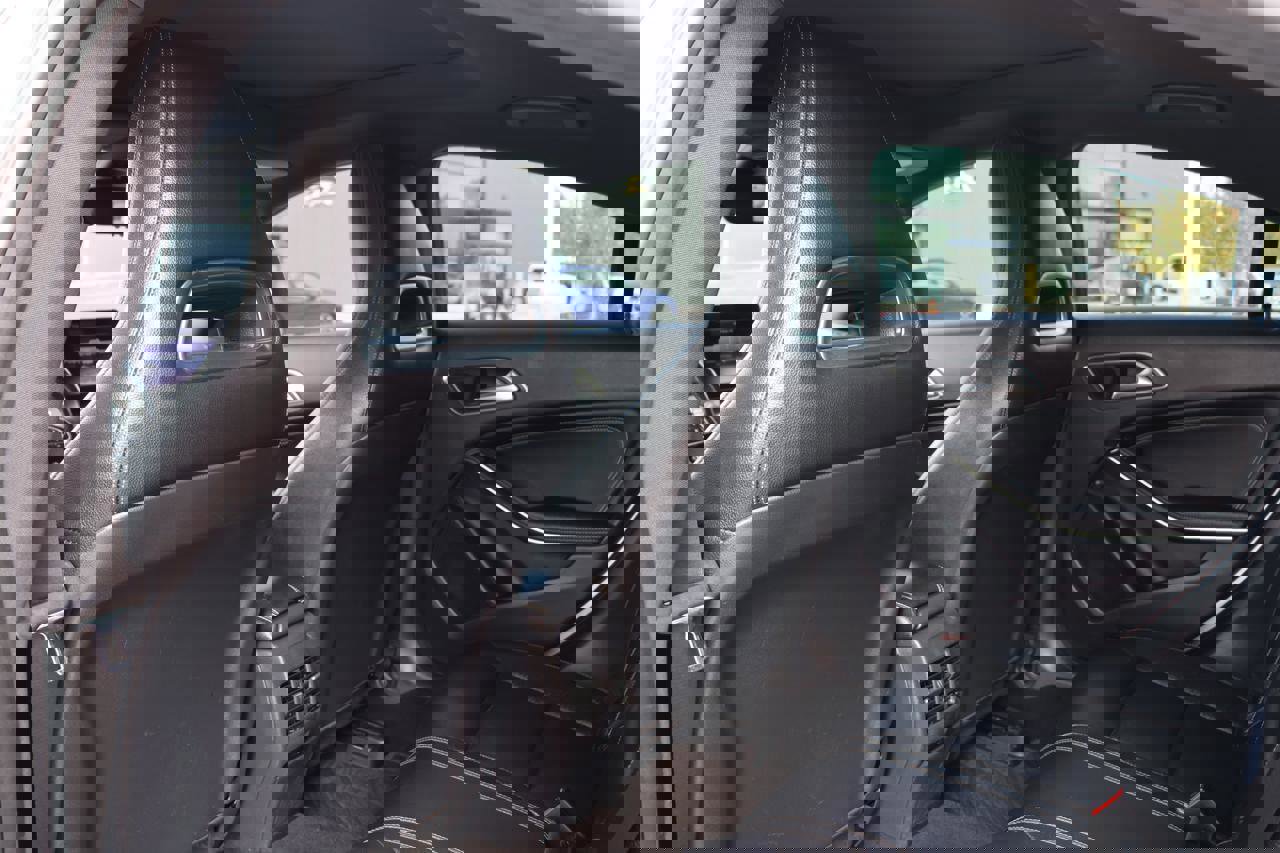 Used 2018 Mercedes-Benz CLA 250 4MATIC image 17