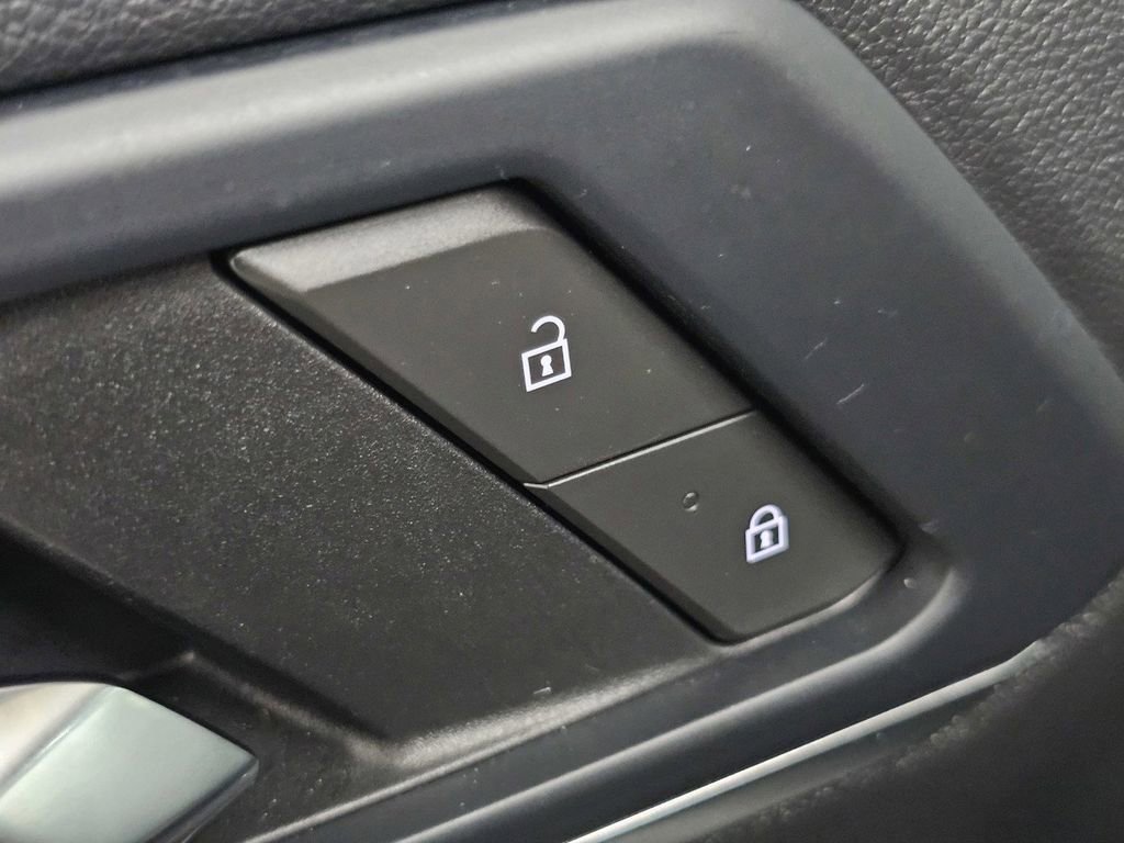 Used 2025 GMC Terrain Elevation AWD/4WD image 26