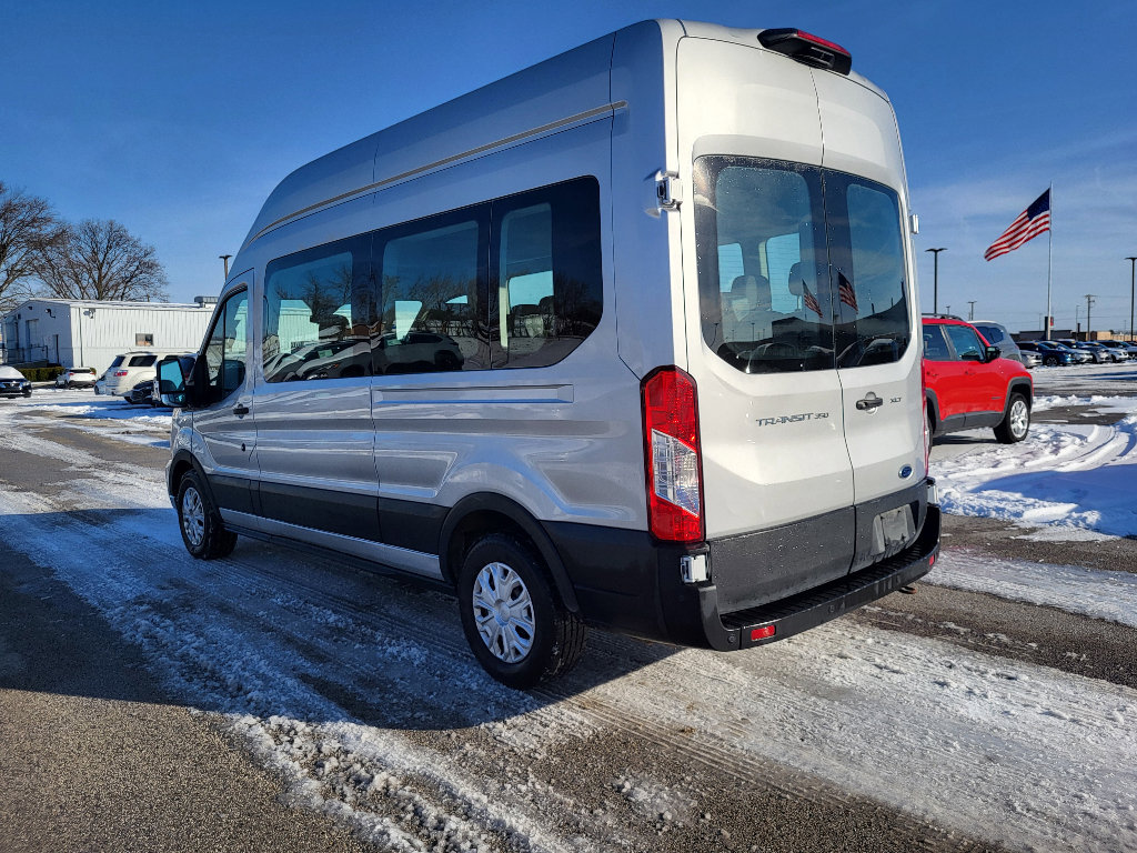 Used 2021 Ford Transit 350 XLT image 10