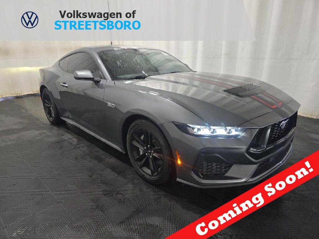 Used 2025 Ford Mustang GT image 1