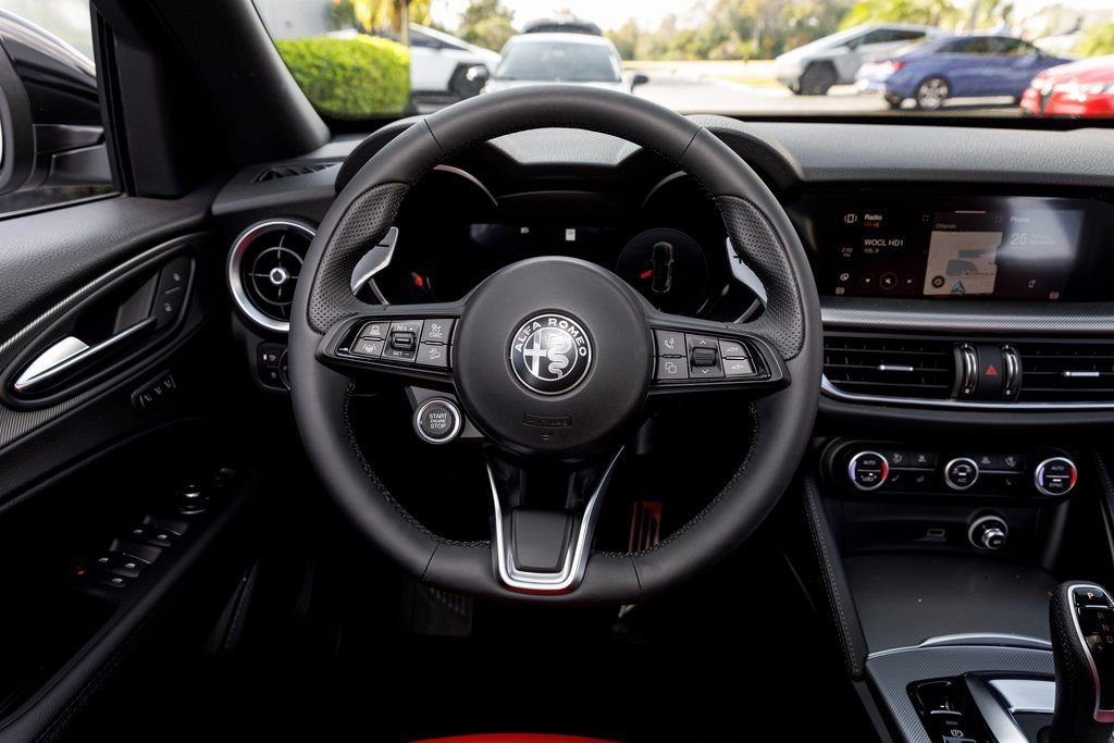 New 2025 Alfa Romeo Stelvio Sprint w/ Veloce Package image 31