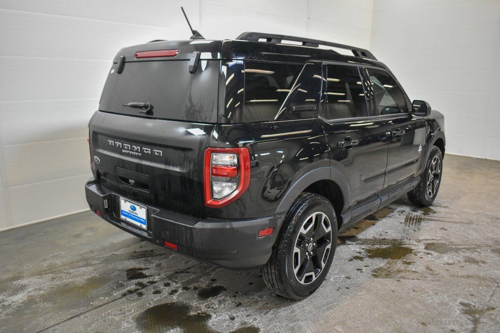 Used 2023 Ford Bronco Sport Outer Banks image 5