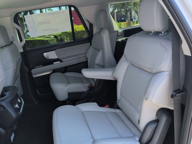 New 2027 Ford Expedition Max Active RWD image 14