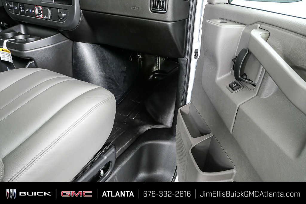 New 2025 GMC Savana 2500 w/ Driver Convenience Package RWD image 20