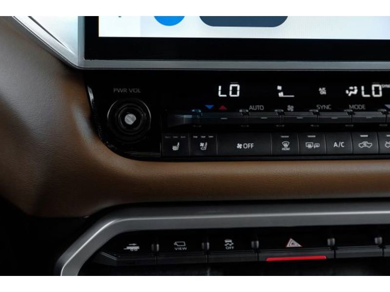 Used 2022 Toyota Tundra 1794 Edition image 30