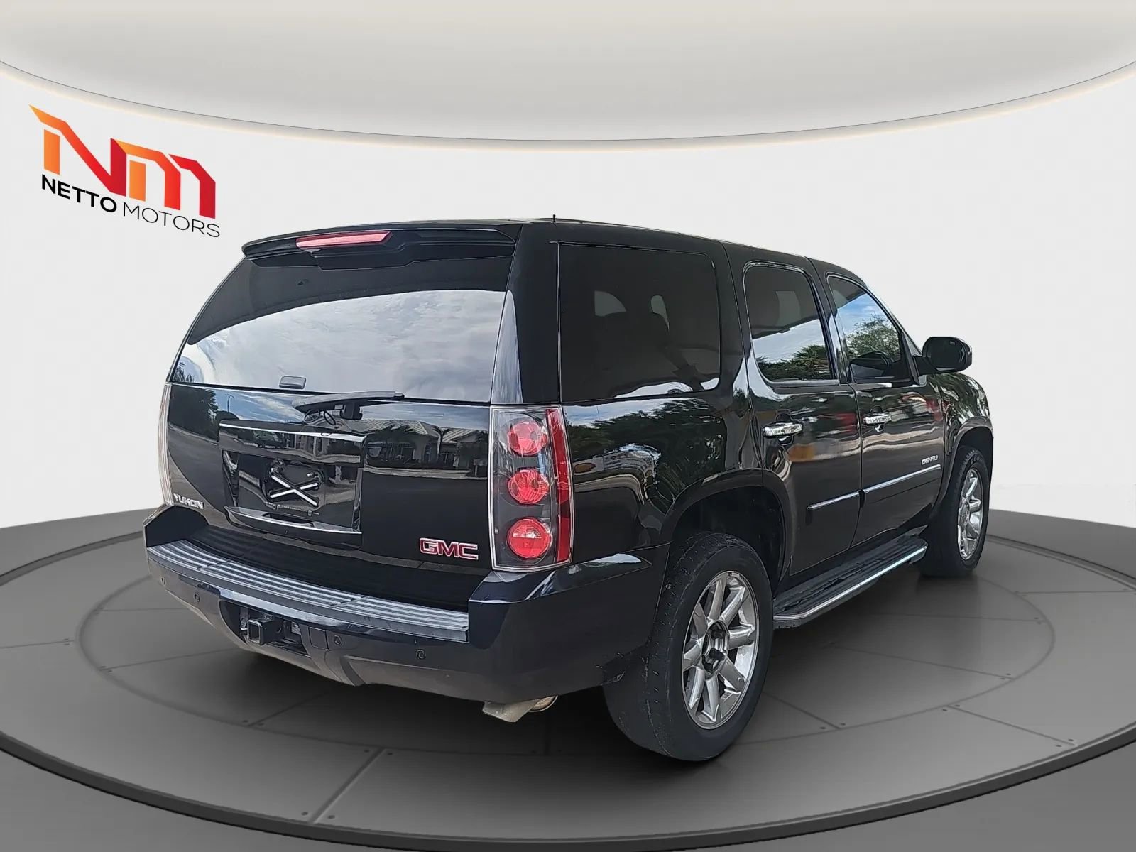 Used 2013 GMC Yukon Denali image 5