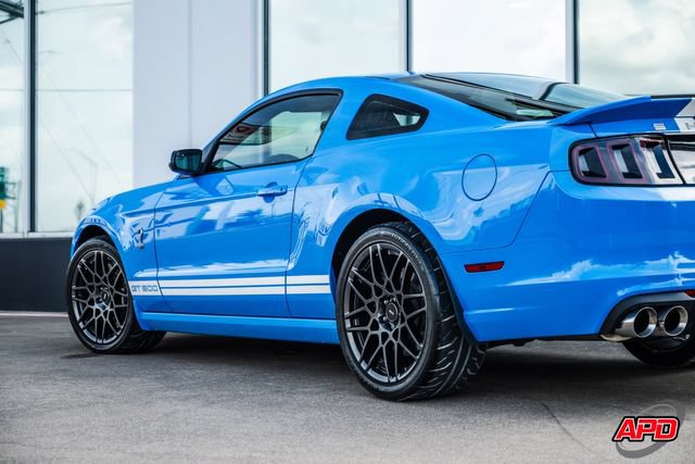 Used 2013 Ford Mustang Shelby GT500 RWD image 57