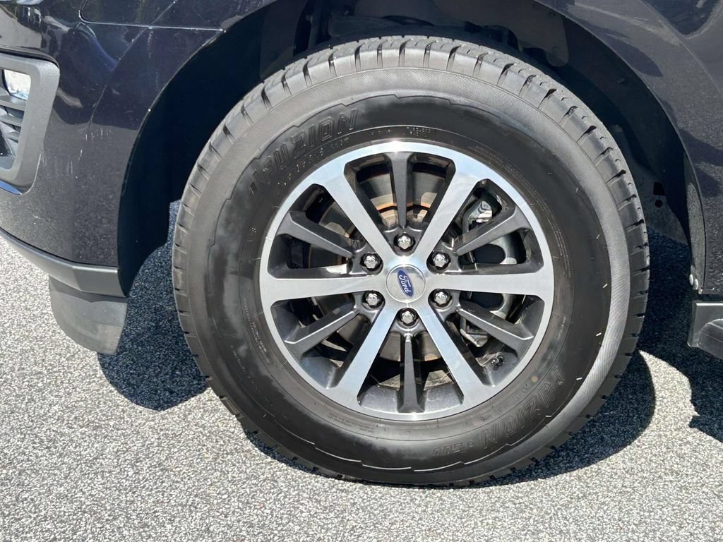 Used 2019 Ford Expedition Max XLT RWD image 9