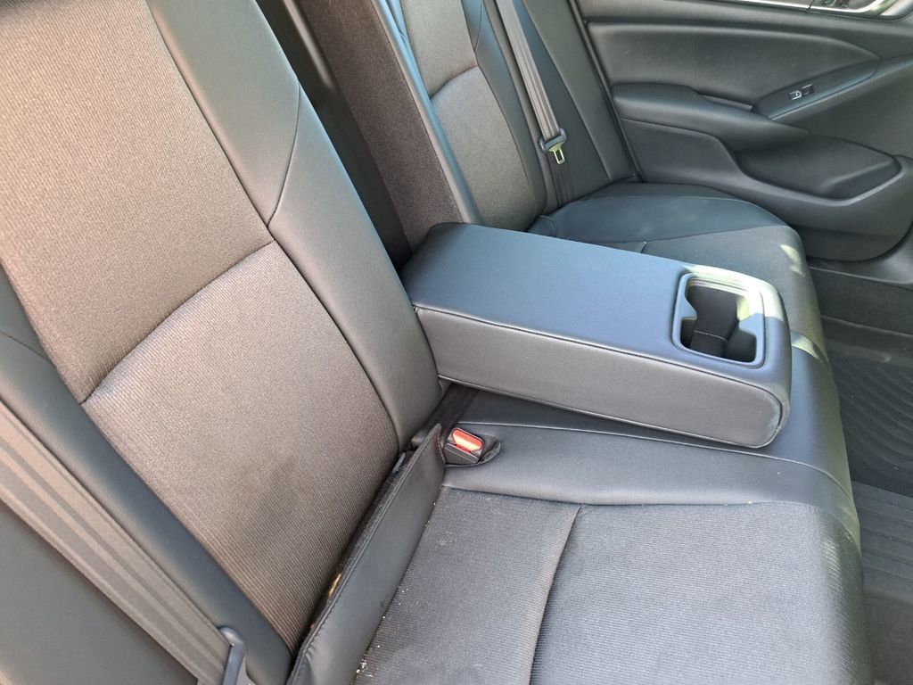 Used 2021 Honda Accord Sport image 21