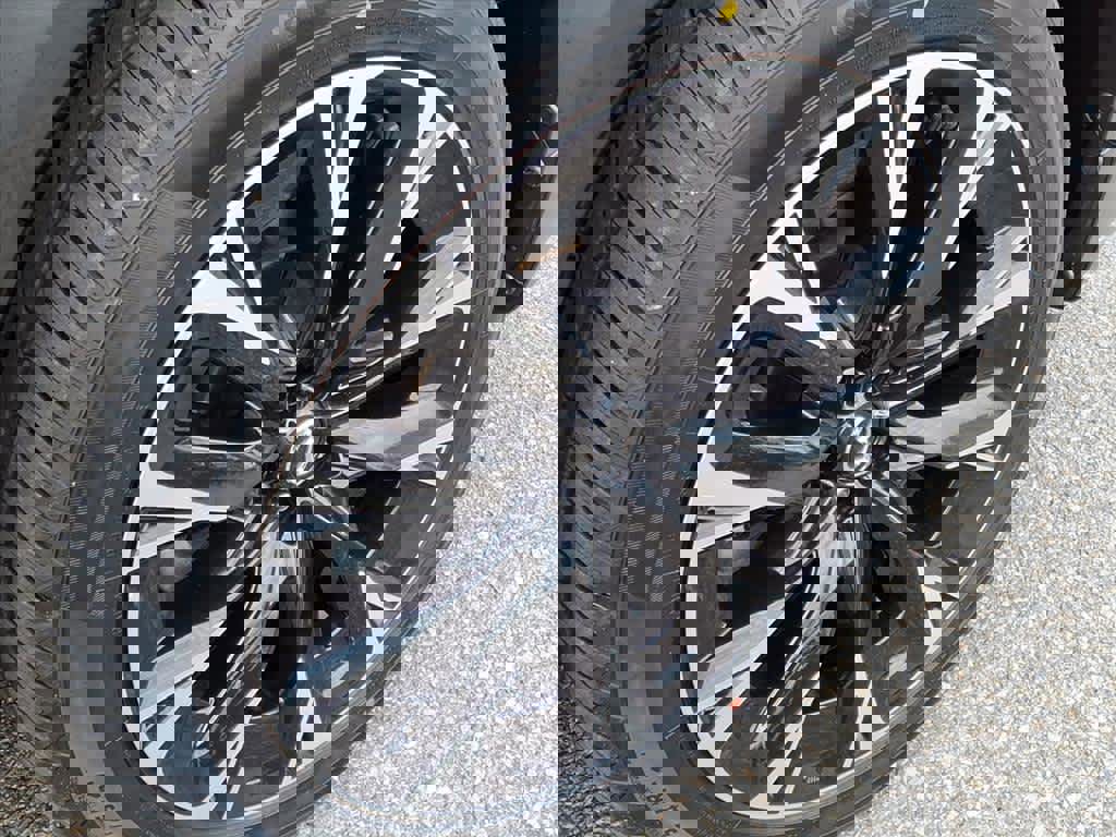 Used 2024 MAZDA CX-90 Plug-In Hybrid w/ Premium Pkg image 29