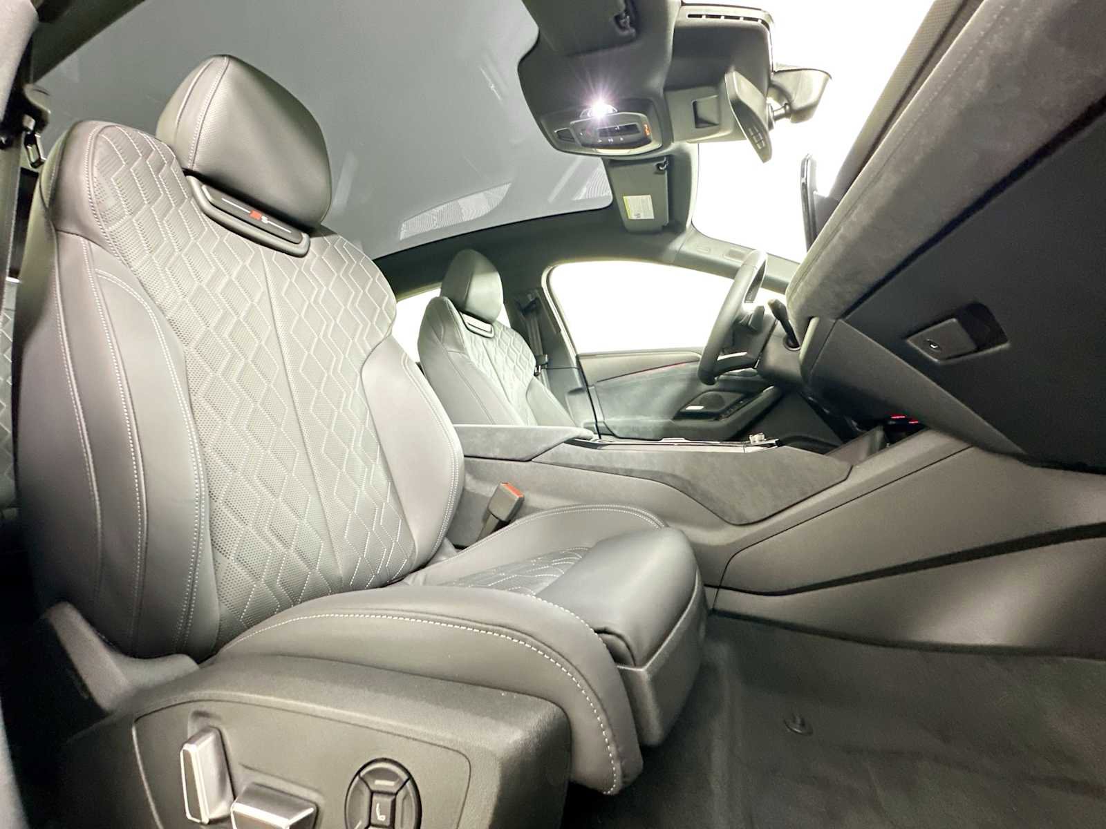 New 2025 Audi S6 e-tron Premium Plus image 26
