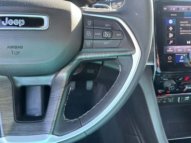 Used 2024 Jeep Grand Cherokee L Limited w/ Luxury Tech Group II image 6