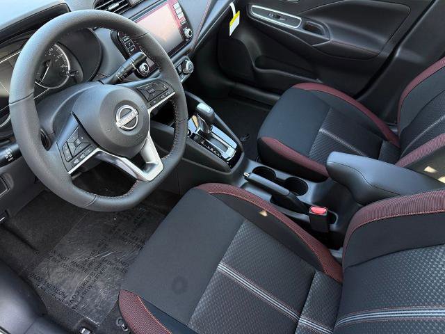 New 2025 Nissan Versa SR w/ Trunk Package FWD image 16