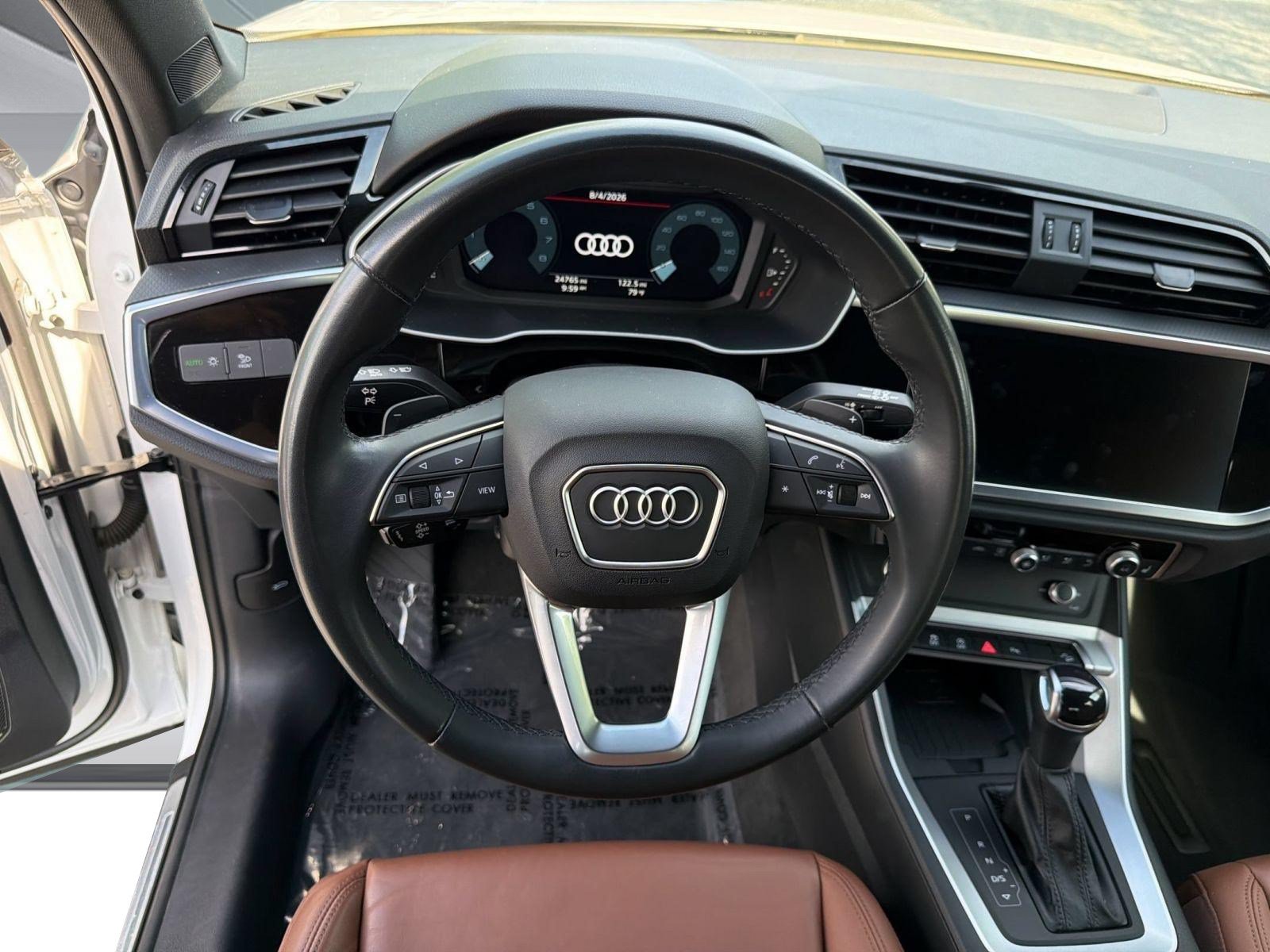 Used 2024 Audi Q3 2.0T Premium w/ Convenience Package AWD/4WD image 16