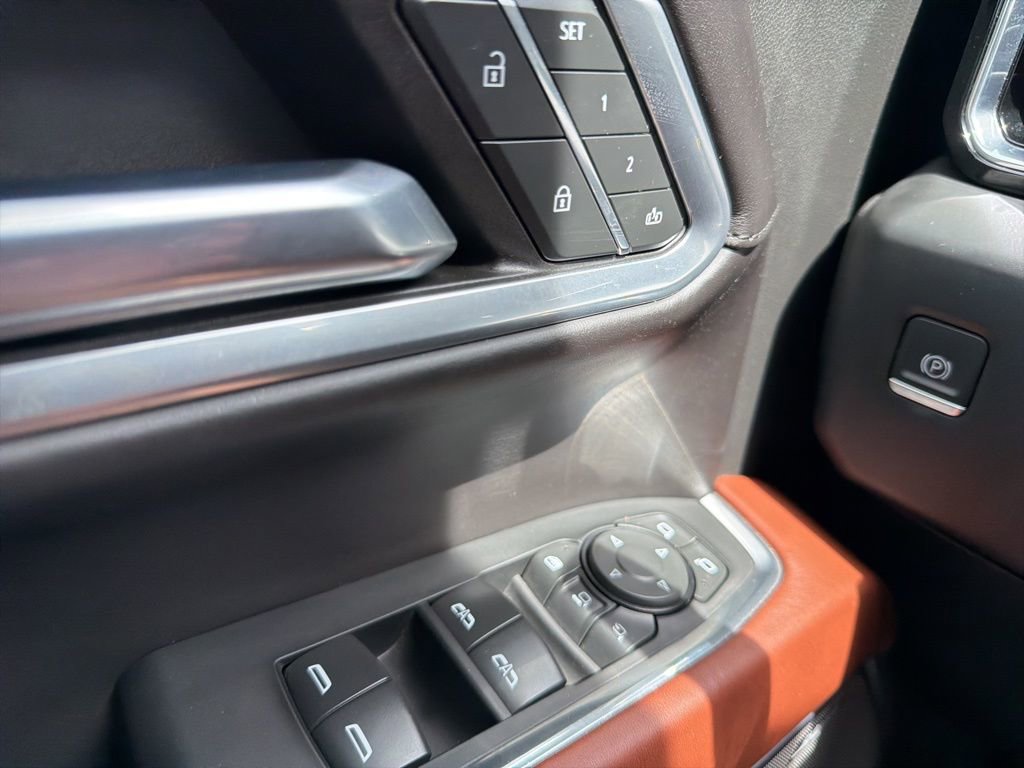 Used 2024 GMC Sierra 2500 Denali Ultimate w/ Snow Plow Prep/Camper Package AWD/4WD image 26