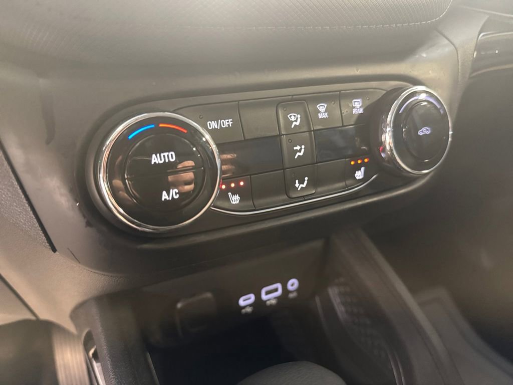 Used 2023 Chevrolet TrailBlazer LT w/ Convenience Package image 30
