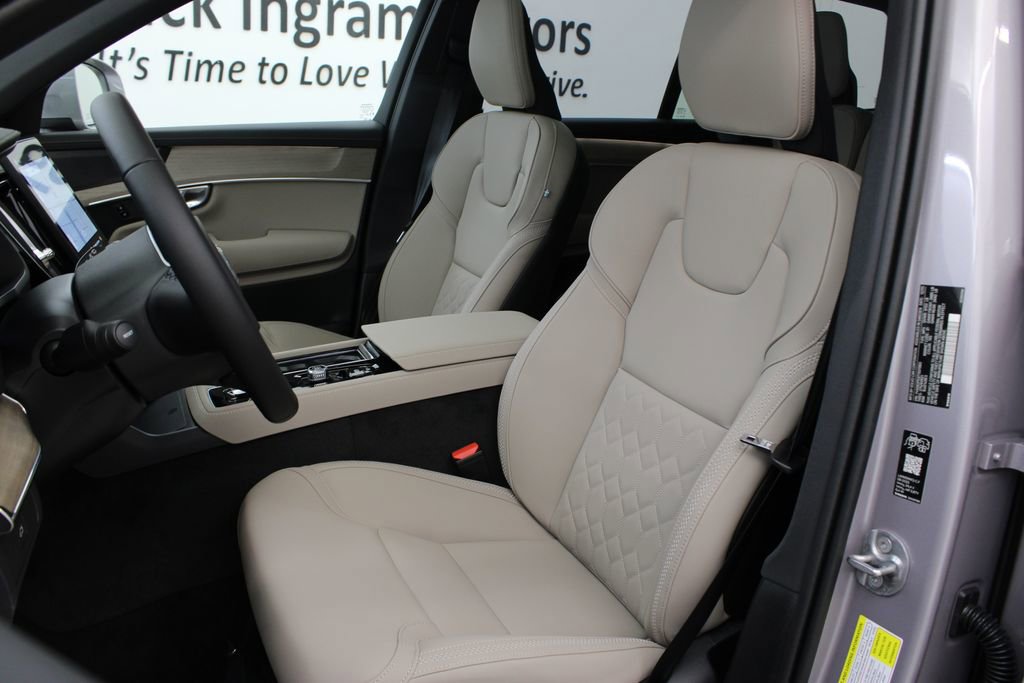 New 2026 Volvo XC90 B6 Plus w/ Protection Package Premier AWD/4WD image 15