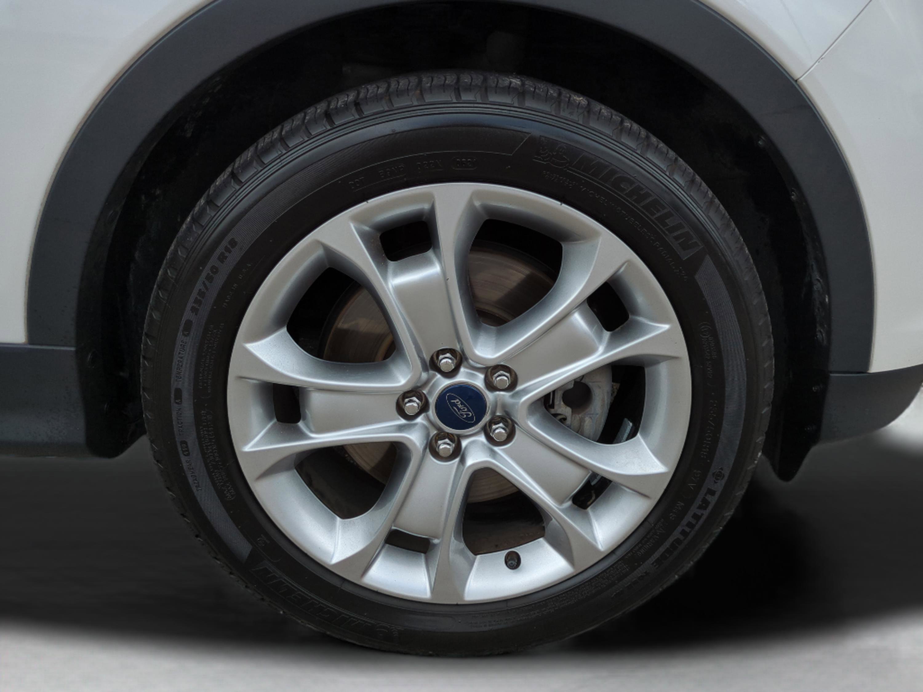 Used 2016 Ford Escape Titanium FWD image 10