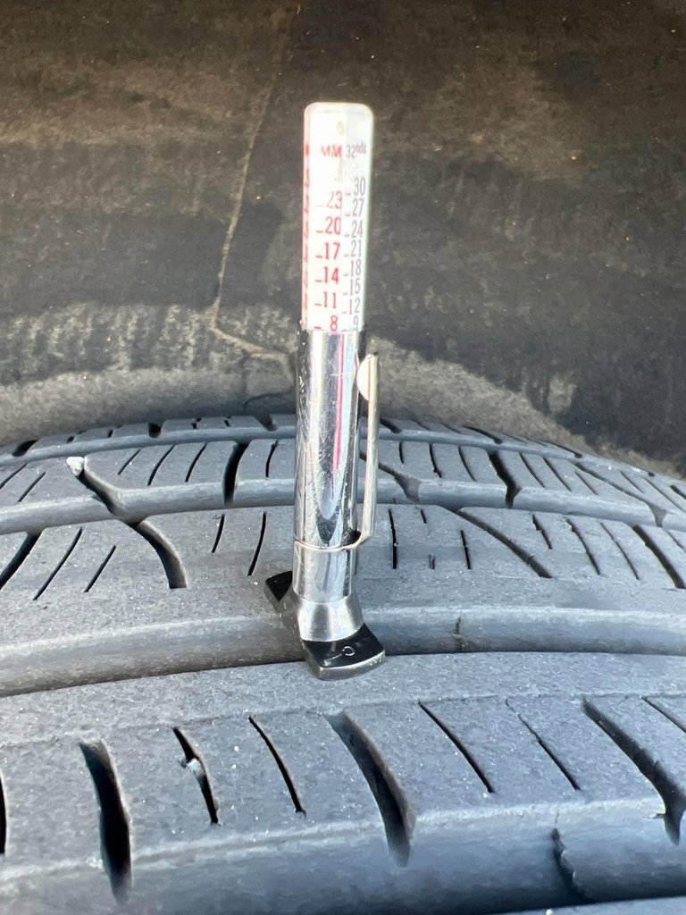 Used 2024 Jeep Grand Wagoneer Series III w/ Rear Seat Video Group 1 image 16