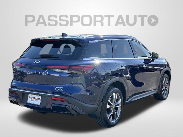 Certified 2023 INFINITI QX60 Luxe w/ Performance Audio Package image 5
