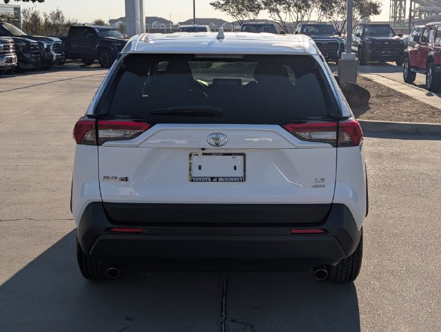 Certified 2025 Toyota RAV4 LE AWD/4WD image 7