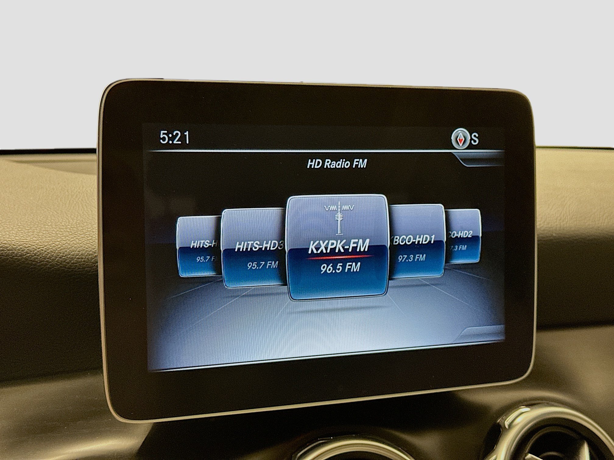 Used 2019 Mercedes-Benz GLA 250 4MATIC image 21