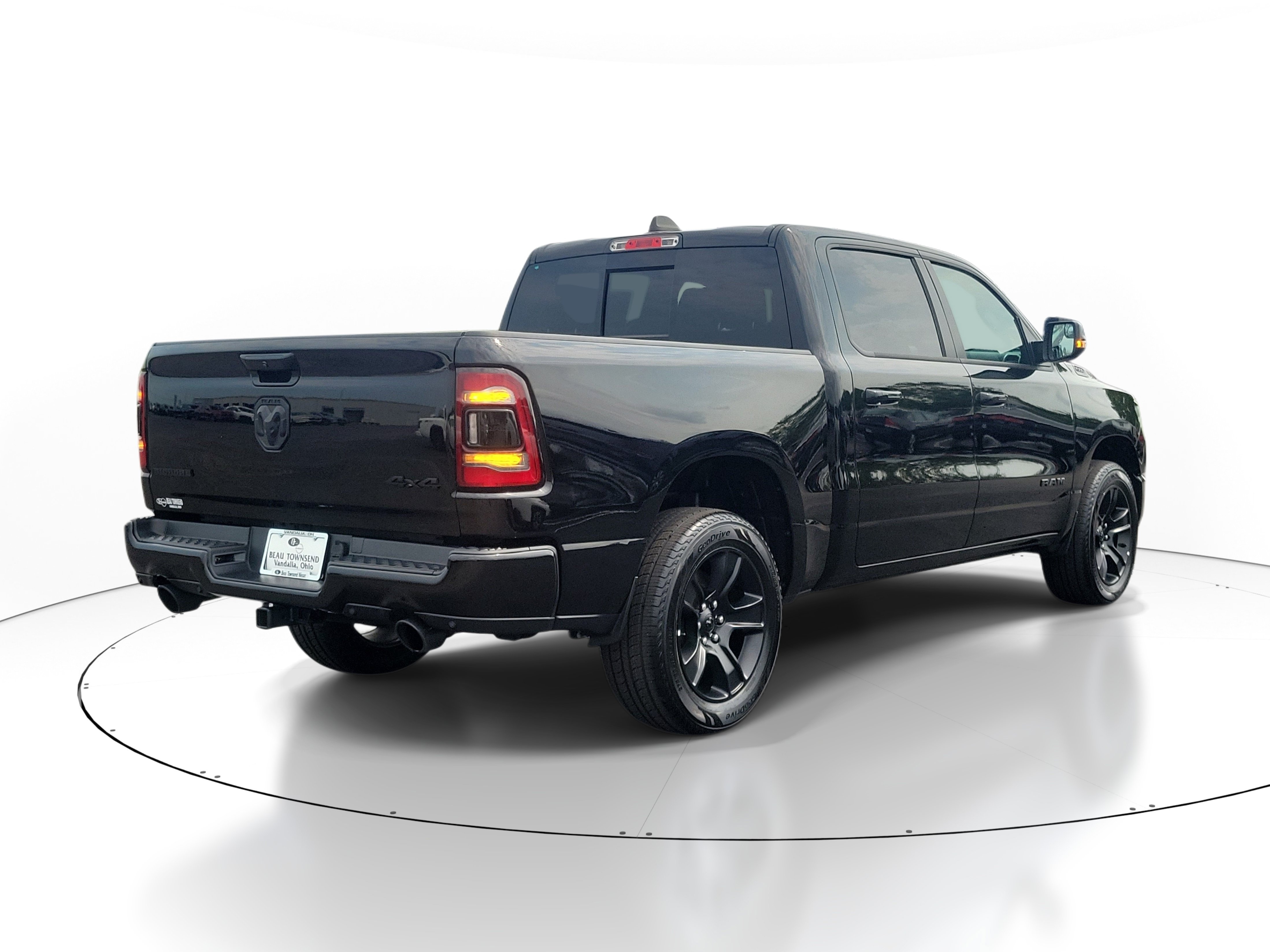 Used 2023 RAM 1500 Big Horn AWD/4WD image 4