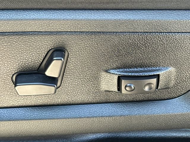 Used 2026 RAM 2500 Laramie AWD/4WD image 23