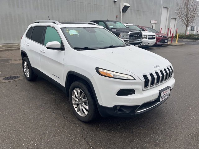 Used 2015 Jeep Cherokee Limited w/ Luxury Group image 3