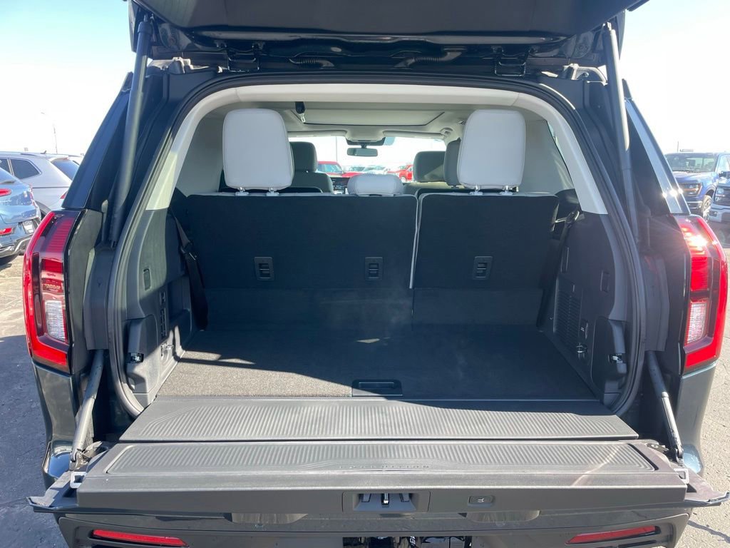 New 2026 Ford Expedition Active image 41