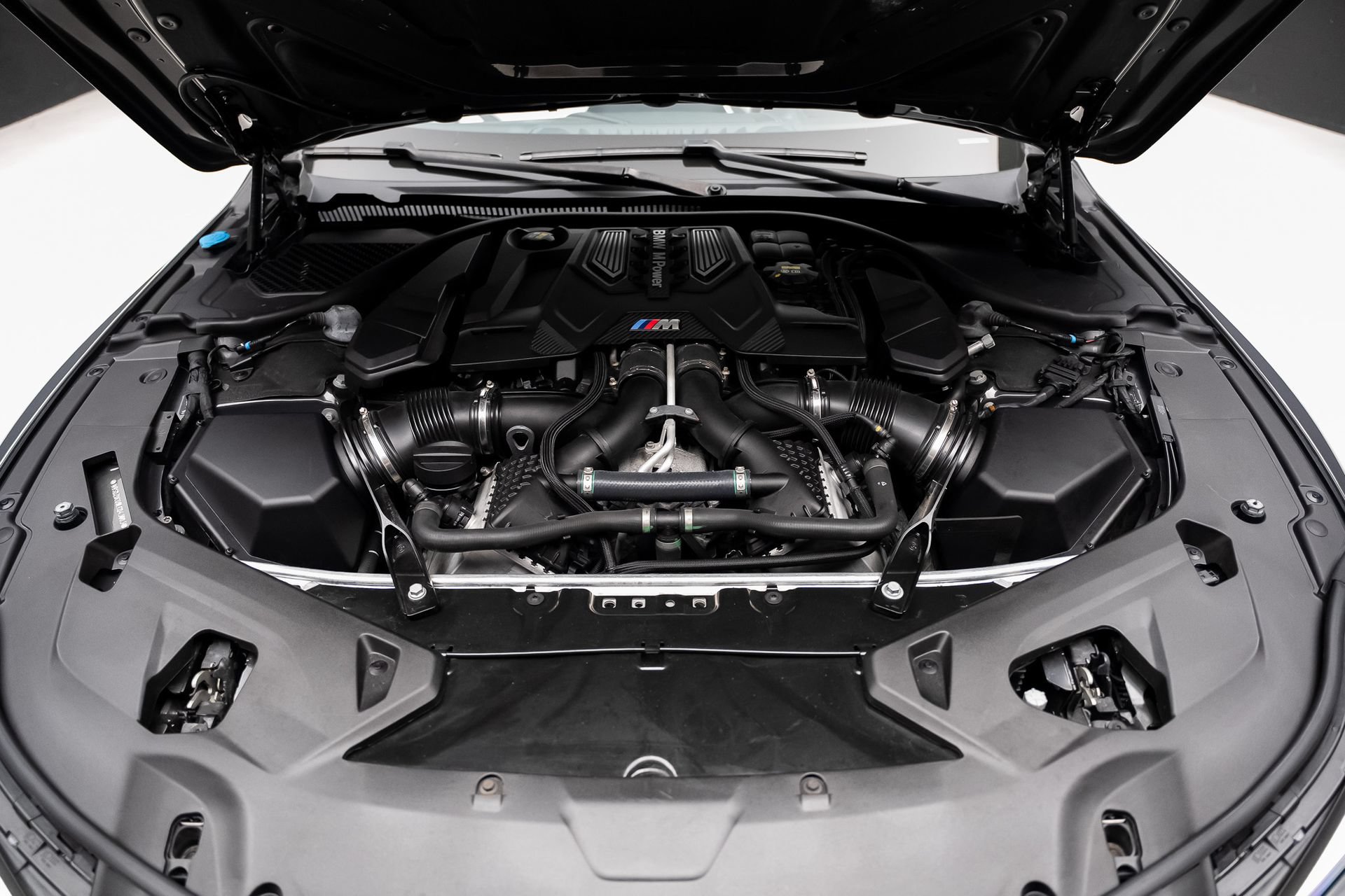 Used 2020 BMW M8 Convertible AWD/4WD image 79