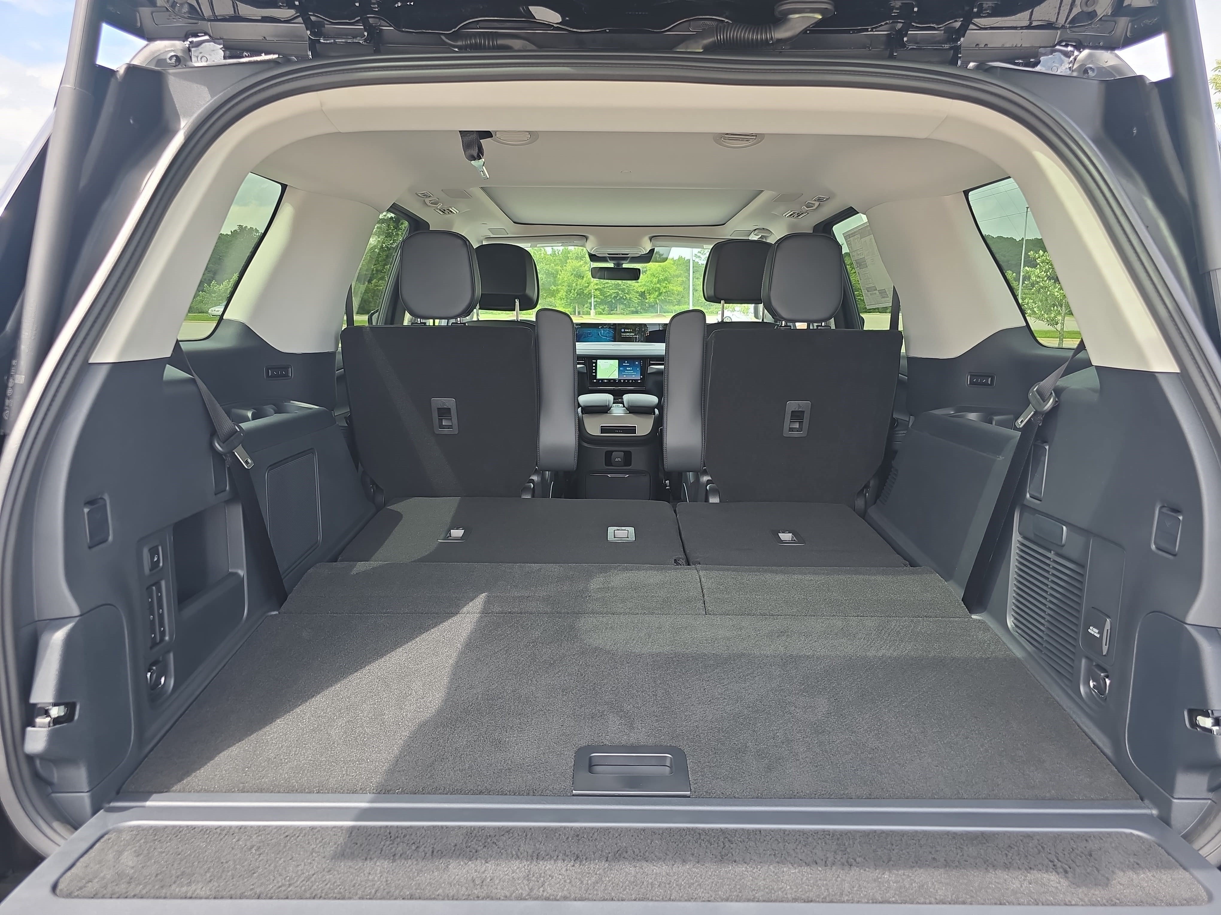 New 2027 Lincoln Navigator Reserve AWD/4WD image 13