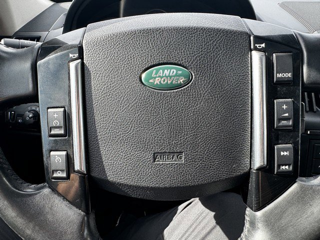 Used 2011 Land Rover LR2 HSE image 20