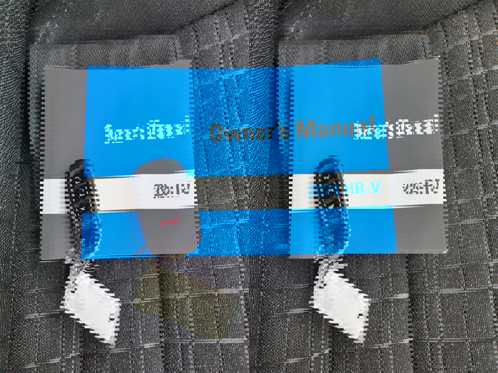 Used 2024 Honda HR-V LX image 39