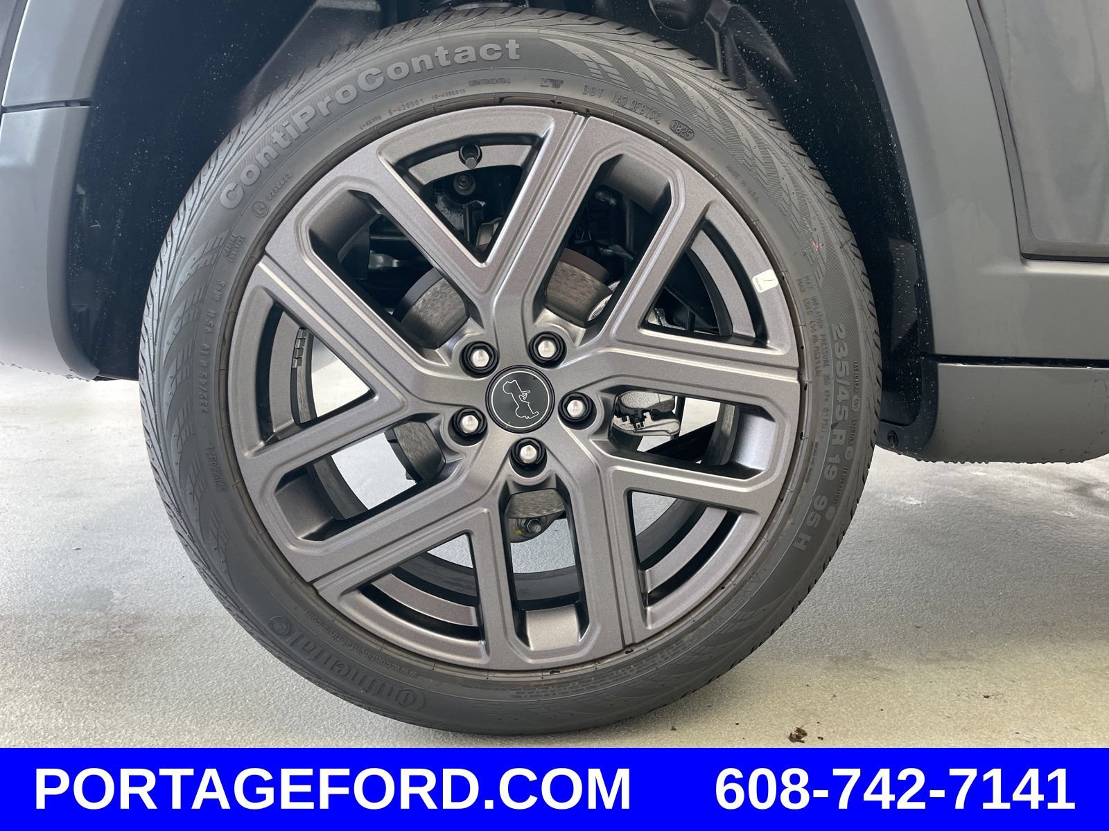 New 2025 Jeep Compass Limited w/ Sun & Sound Group AWD/4WD image 36